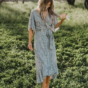 BNWT WREN AND IVORY sage floral wrap dress